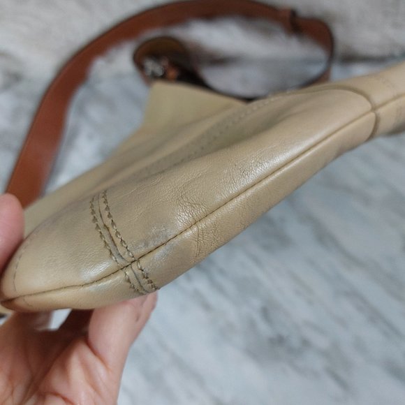 Coach F10938 Cream and Tan Trim Leather Crossbody Bag - Picture 9 of 12